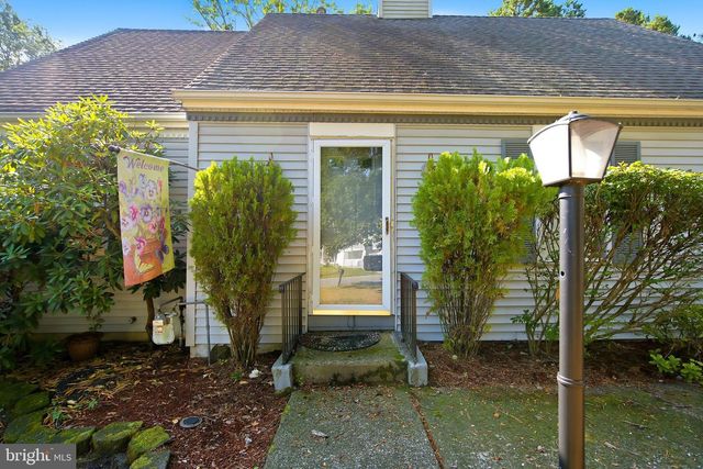 526 E REVERE WAY, Absecon, NJ 08205