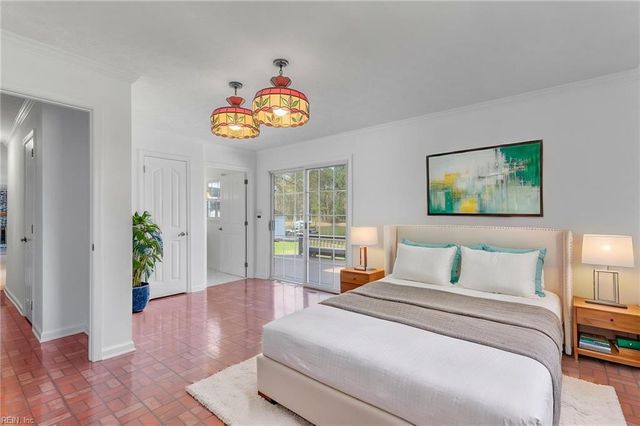 526 Elizabeth Lake DR, Hampton, VA 23669