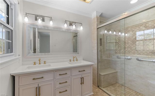 526 Elizabeth Lake DR, Hampton, VA 23669