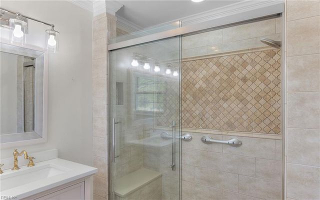 526 Elizabeth Lake DR, Hampton, VA 23669