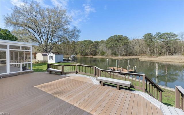 526 Elizabeth Lake DR, Hampton, VA 23669