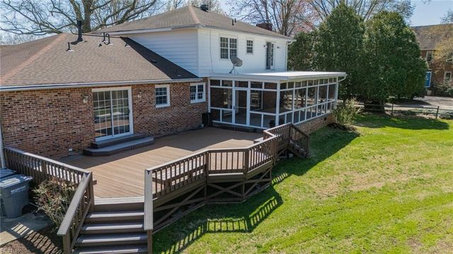 526 Elizabeth Lake DR, Hampton, VA 23669