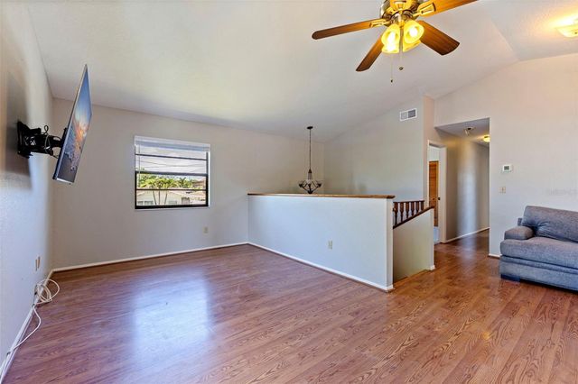 334 CROSSWINDS DRIVE, Palm Harbor, FL 34683