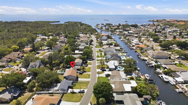 334 CROSSWINDS DRIVE, Palm Harbor, FL 34683