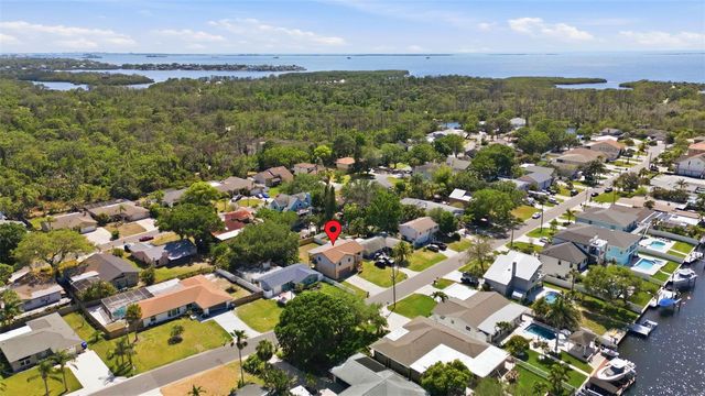 334 CROSSWINDS DRIVE, Palm Harbor, FL 34683