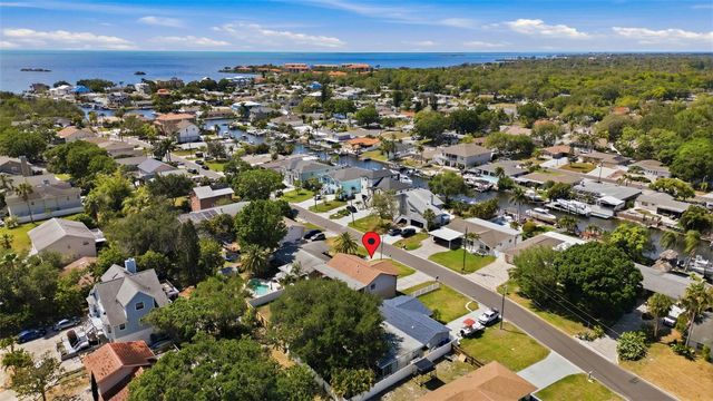 334 CROSSWINDS DRIVE, Palm Harbor, FL 34683