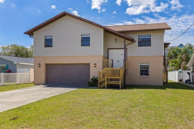 334 CROSSWINDS DRIVE, Palm Harbor, FL 34683