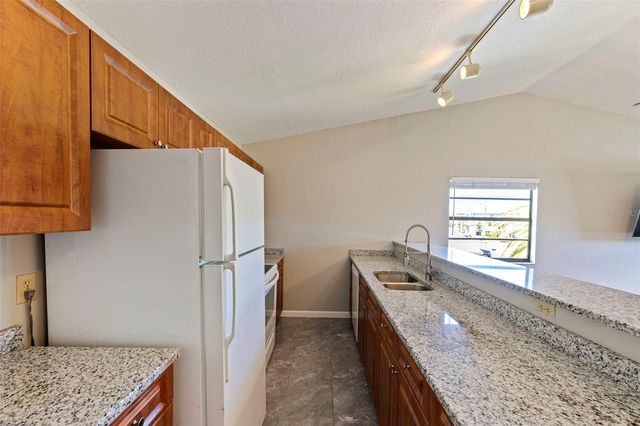 334 CROSSWINDS DRIVE, Palm Harbor, FL 34683