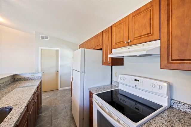 334 CROSSWINDS DRIVE, Palm Harbor, FL 34683