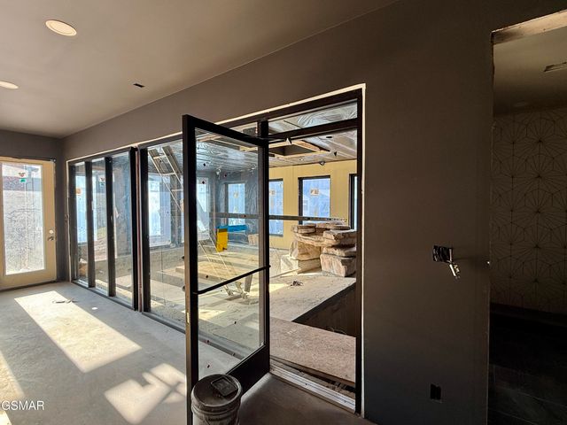 130 Mills Park Road, Gatlinburg, TN 37738