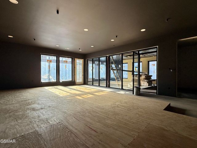 130 Mills Park Road, Gatlinburg, TN 37738