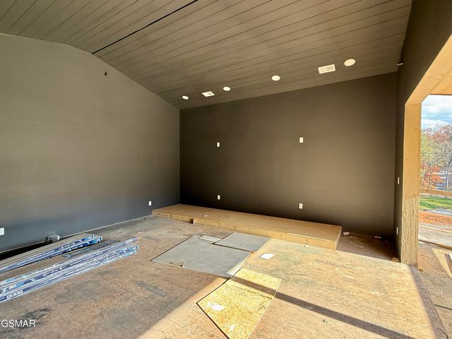 130 Mills Park Road, Gatlinburg, TN 37738