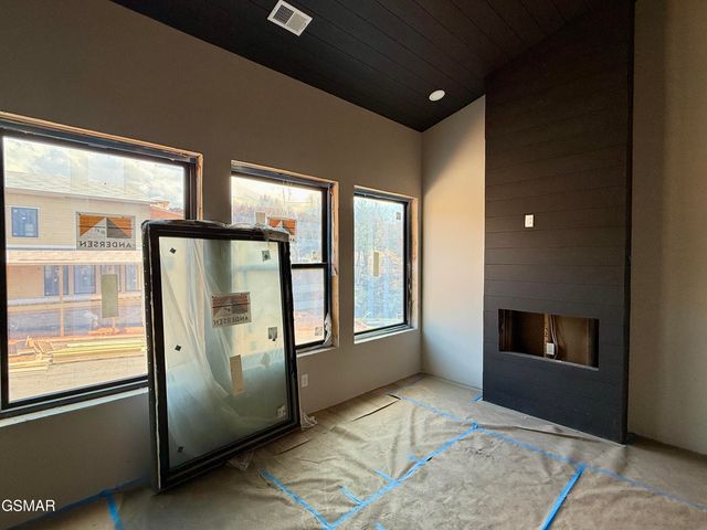 130 Mills Park Road, Gatlinburg, TN 37738