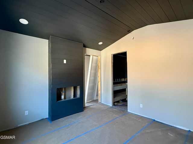 130 Mills Park Road, Gatlinburg, TN 37738