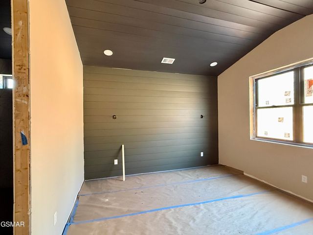 130 Mills Park Road, Gatlinburg, TN 37738