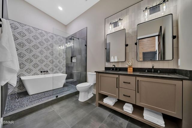 130 Mills Park Road, Gatlinburg, TN 37738