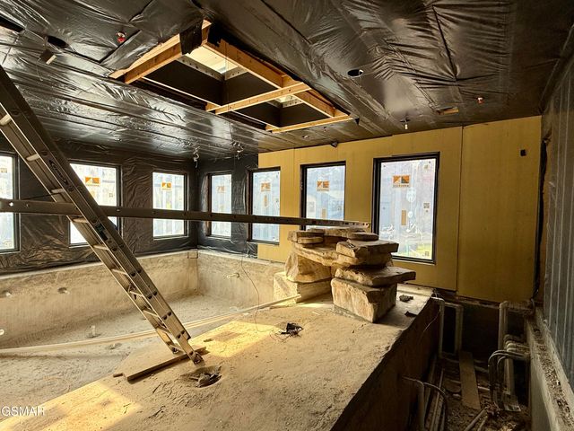 130 Mills Park Road, Gatlinburg, TN 37738