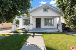 854 W 64th Street, Los Angeles, CA 90044