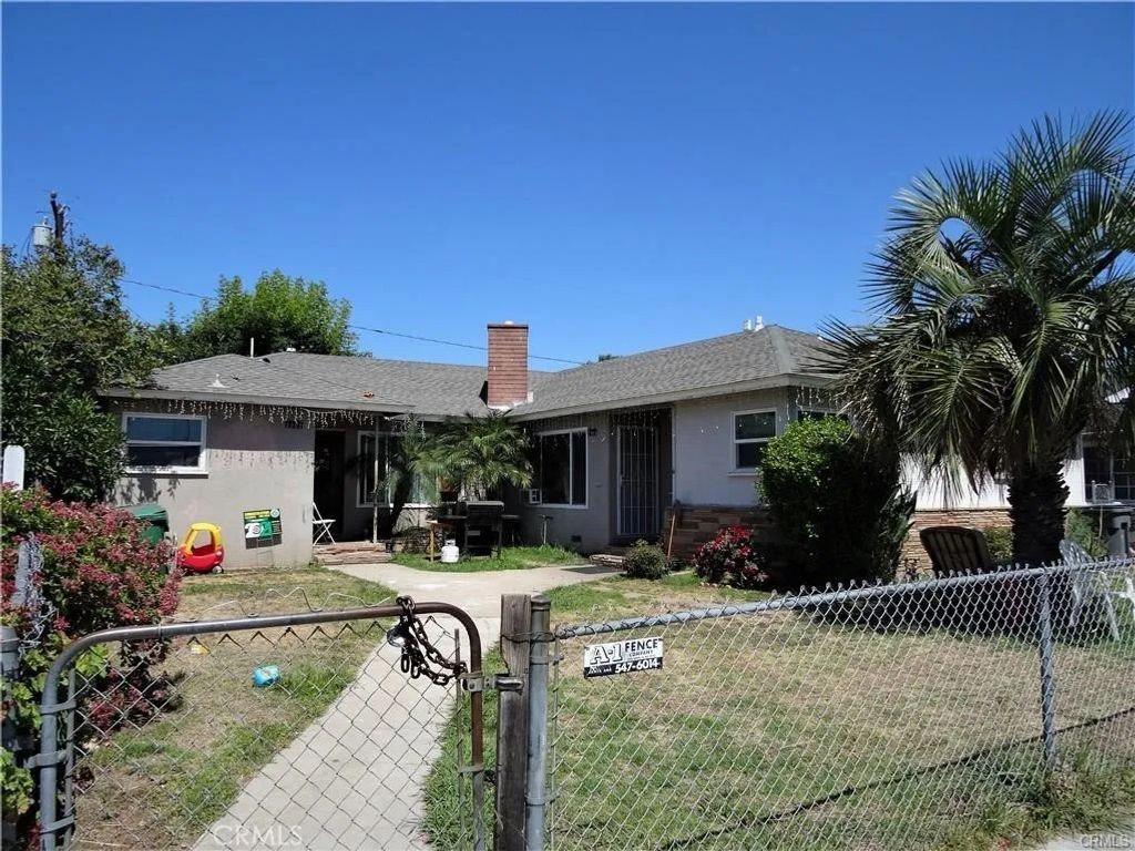 2202 N Bristol, Santa Ana, CA 92706