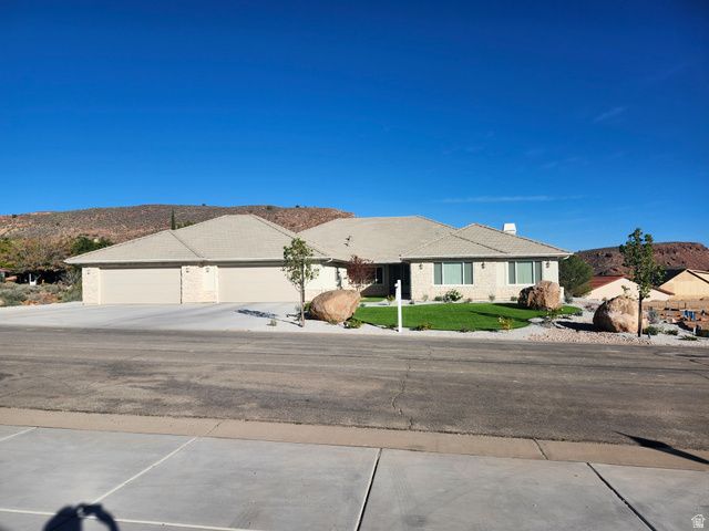 230 BOULDER WAY, Leeds, UT 84746