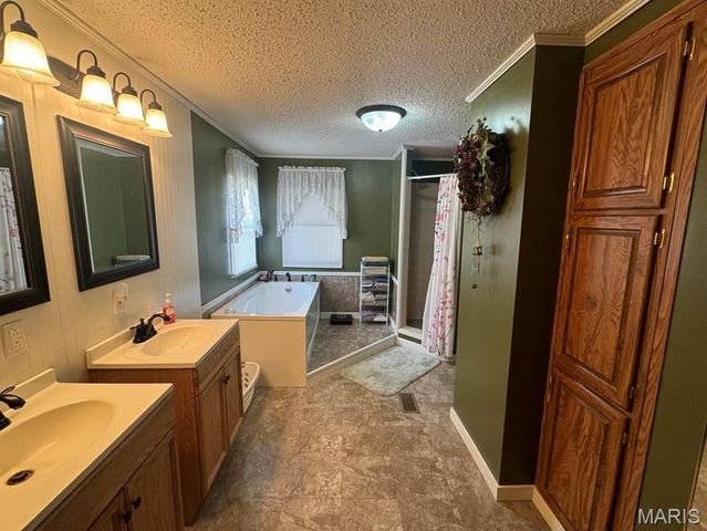 2116 County Road 607, Poplar Bluff, MO 63901