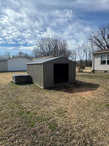 2116 County Road 607, Poplar Bluff, MO 63901