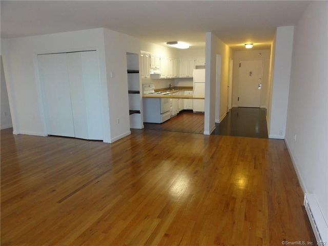 500 Newfield Avenue 1F, Stamford, CT 06905