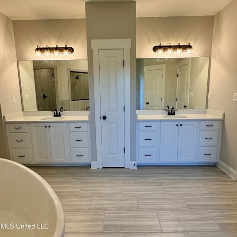 7650 Thomas Riley Street, Hernando, MS 38632