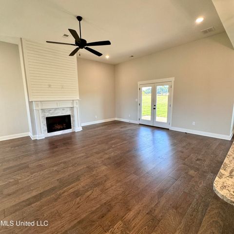7650 Thomas Riley Street, Hernando, MS 38632
