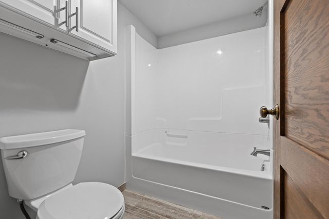 4442 Cedar Lake Road S 7, Saint Louis Park, MN 55416