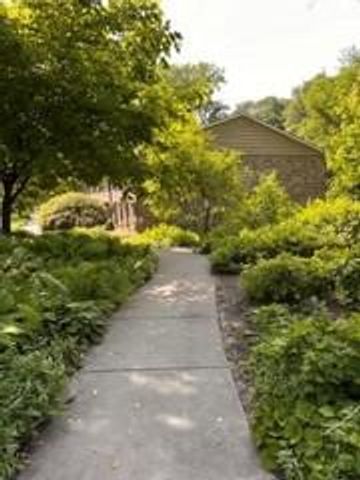 4442 Cedar Lake Road S 7, Saint Louis Park, MN 55416