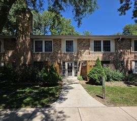 4442 Cedar Lake Road S 7, Saint Louis Park, MN 55416