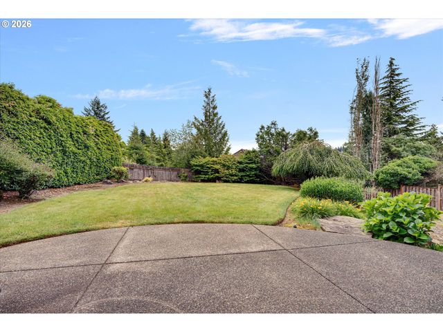 10520 Se ISAAC Dr, Happy Valley, OR 97086