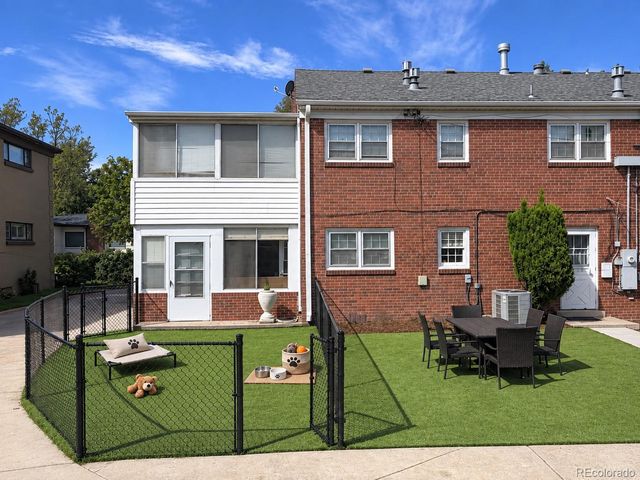 928 S Harrison Street, Denver, CO 80209