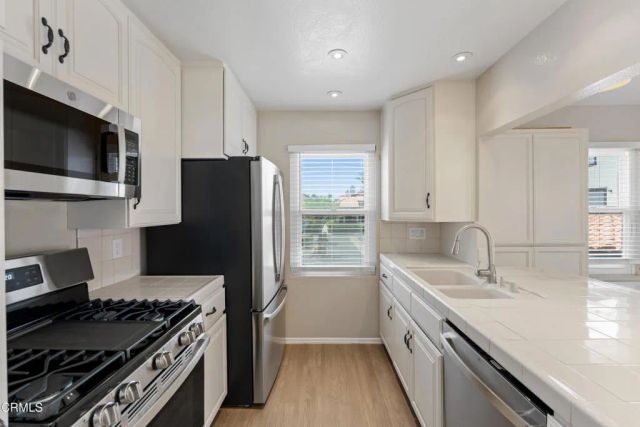 2167 Martinique Lane, Oxnard, CA 93035