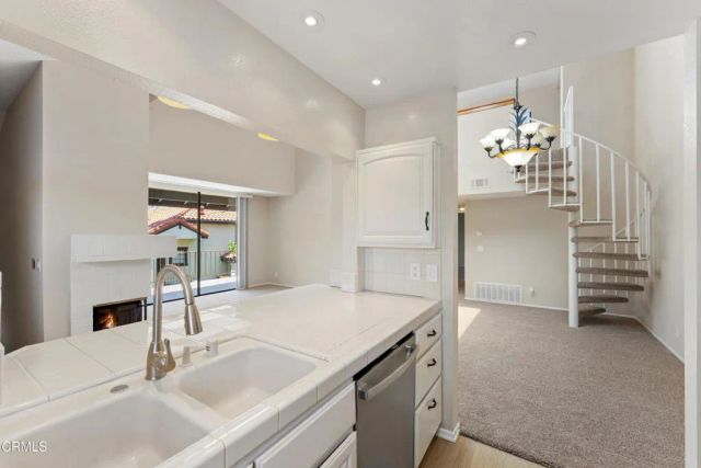 2167 Martinique Lane, Oxnard, CA 93035