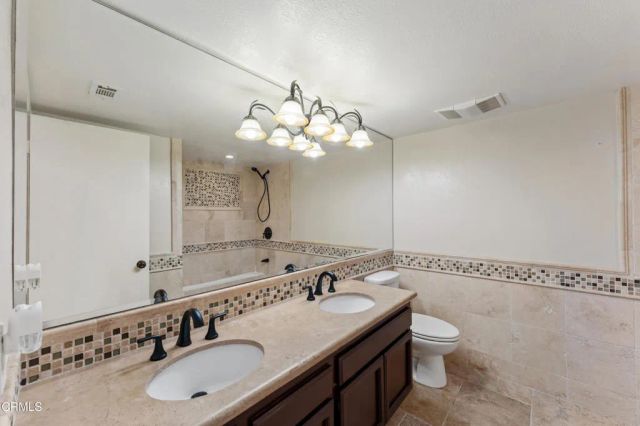 2167 Martinique Lane, Oxnard, CA 93035