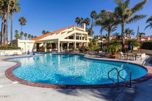2167 Martinique Lane, Oxnard, CA 93035