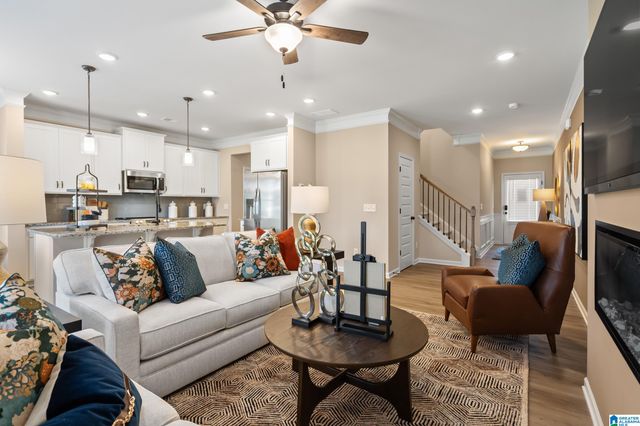 4569 VILLAGE SPRINGS SQUARE # 12, Fultondale, AL 35068