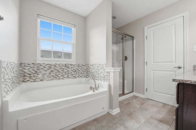 2305 Pointe View Drive, Adams Twp, PA 16046
