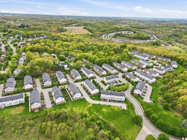 2305 Pointe View Drive, Adams Twp, PA 16046