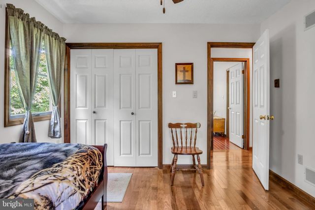 350 POPLAR RD, Dillsburg, PA 17019