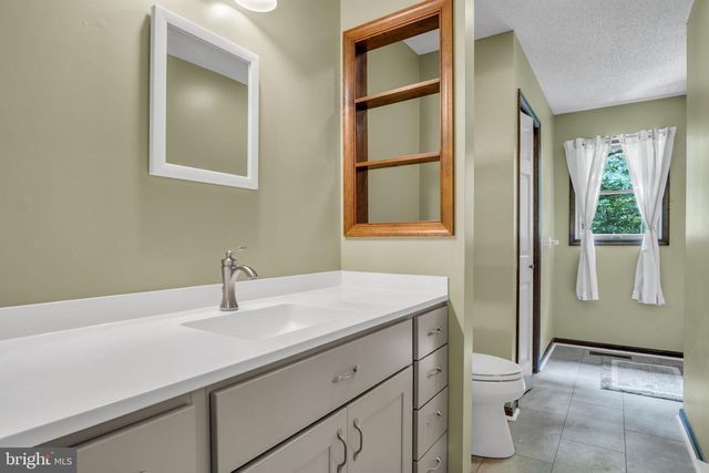 350 POPLAR RD, Dillsburg, PA 17019