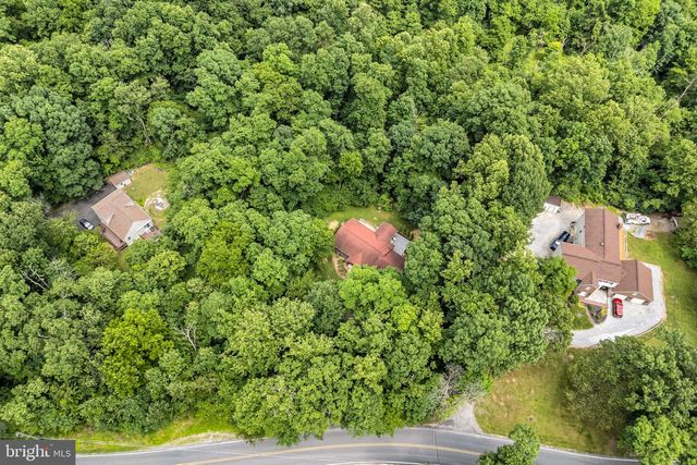 350 POPLAR RD, Dillsburg, PA 17019