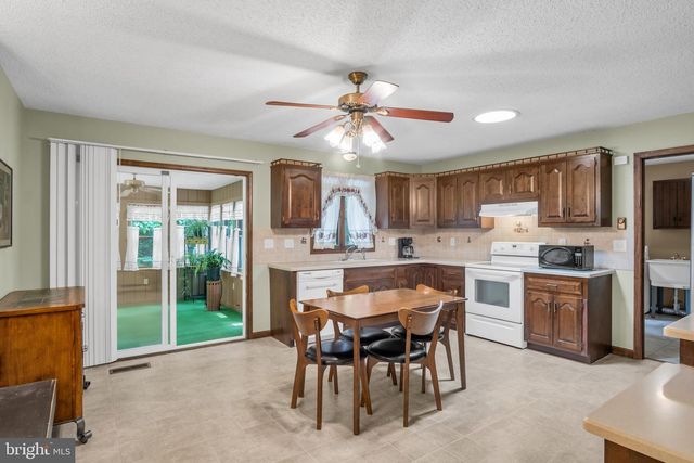 350 POPLAR RD, Dillsburg, PA 17019