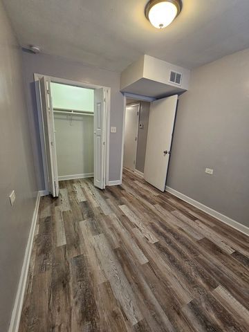 1225 Kenilworth Avenue 1, Berwyn, IL 60402