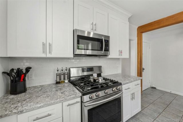 51 Sterling Avenue, Yonkers, NY 10704