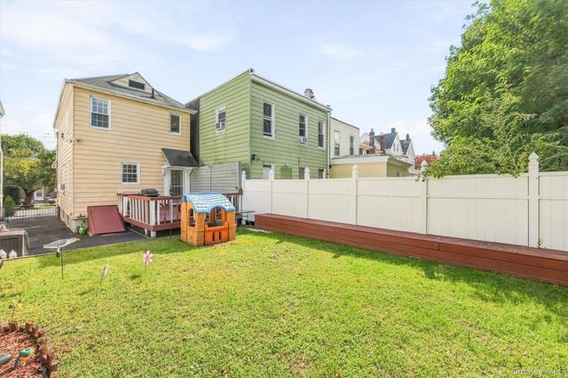 51 Sterling Avenue, Yonkers, NY 10704