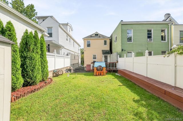 51 Sterling Avenue, Yonkers, NY 10704