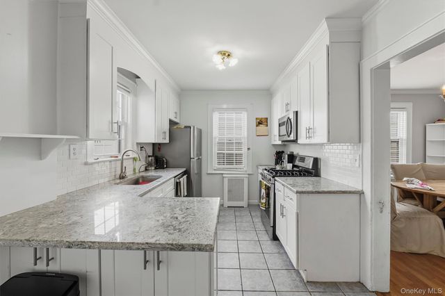 51 Sterling Avenue, Yonkers, NY 10704